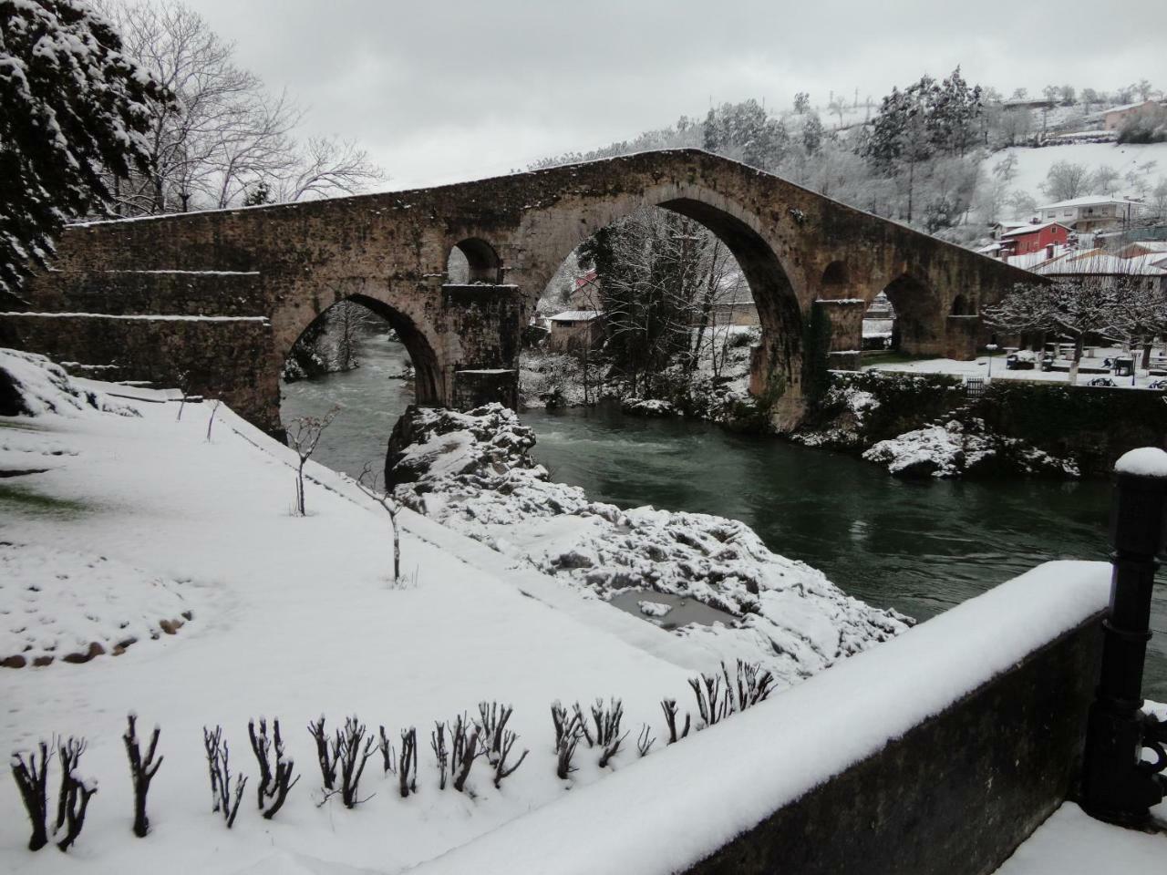 Casa Elena Cangas De Onis Con Wifi Y Parking Gratuito エクステリア 写真